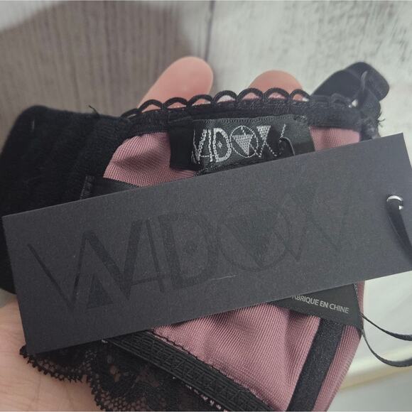 Dolls Kill WIDOW Mauve Velvet & Black Lace Bustier - NWT, size Large - Picture 7 of 7